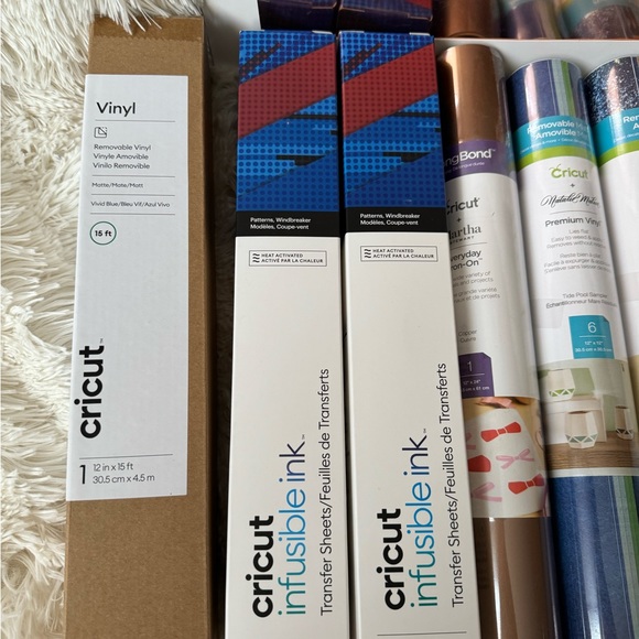 Cricut Materials - Picture 2 of 4